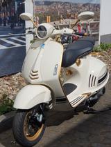Vespa 946 Christian Dior - VESPA 946