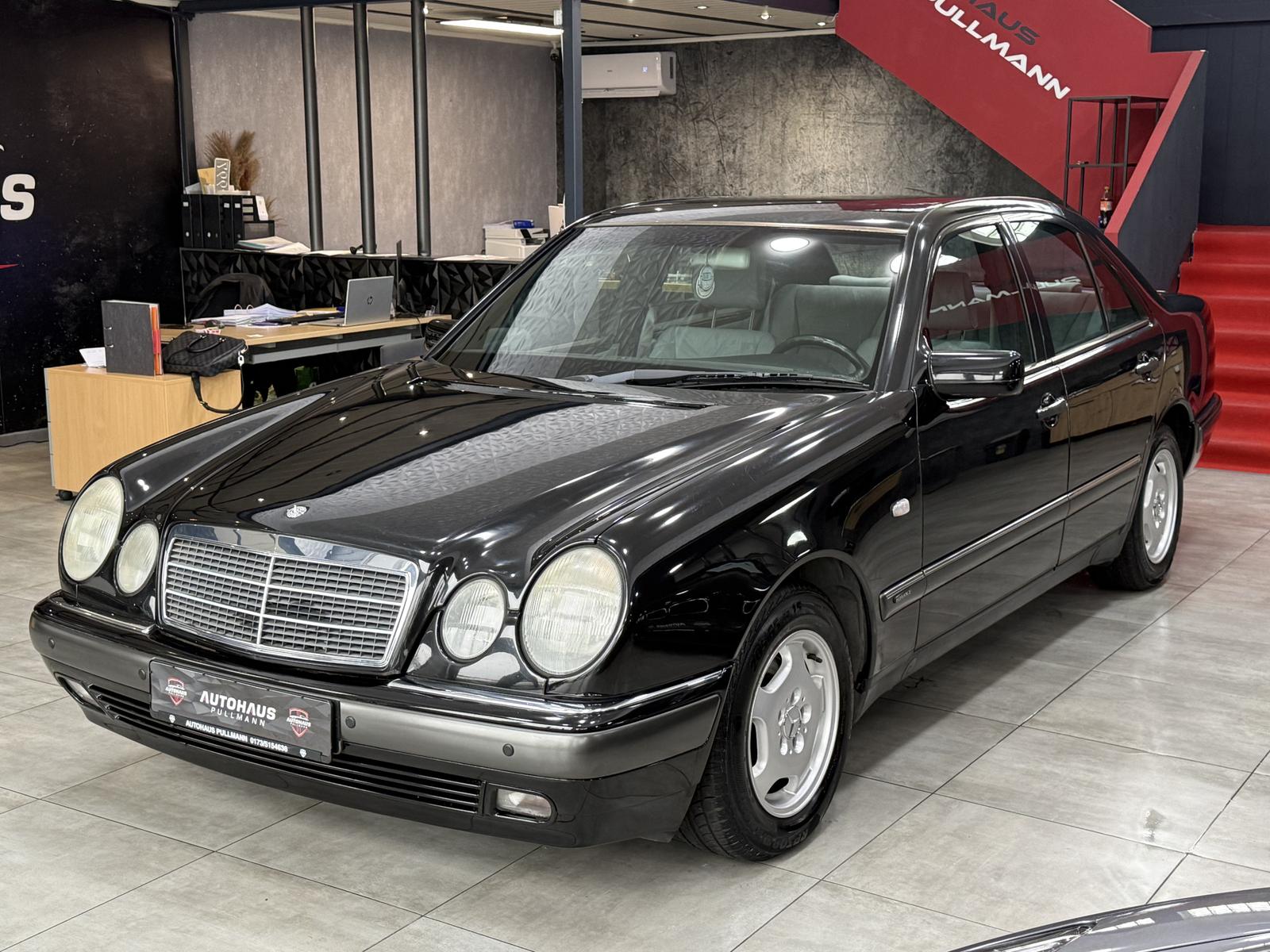 Mercedes-Benz E 240 E 240 Elegance +TEMPOMAT+KLIMA+SITZHEIZ+
