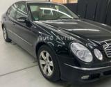 Mercedes-Benz E 200 E Limousine-1.HAND-LEDER-NAVI-8.FACH - gebrauchte Mercedes-Benz E 200 aus dem Jahr 2003