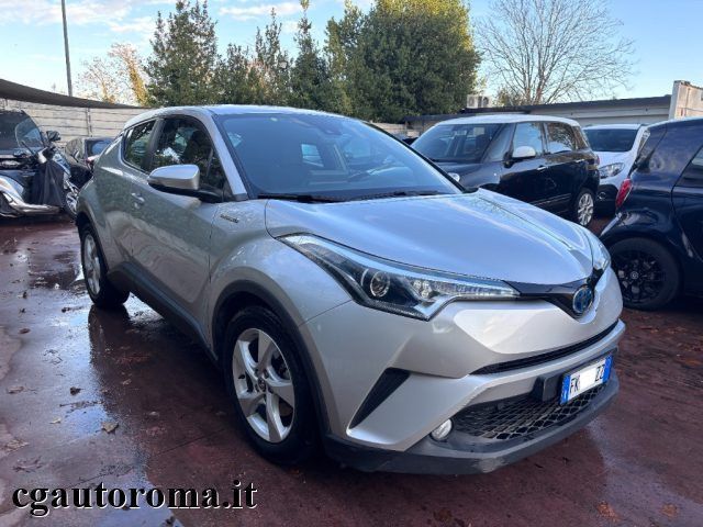 Toyota TOYOTA C-HR 1.8 Hybrid E-CVT Style