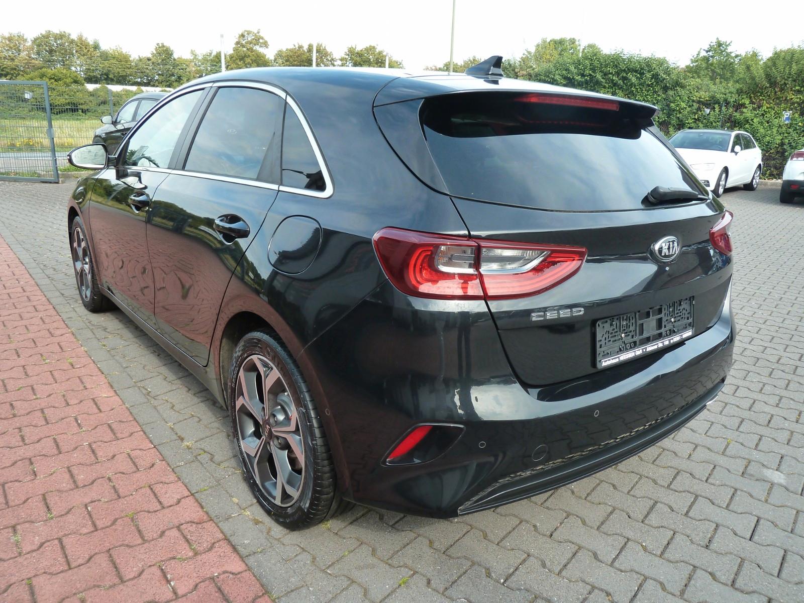 Kia cee'd / Ceed