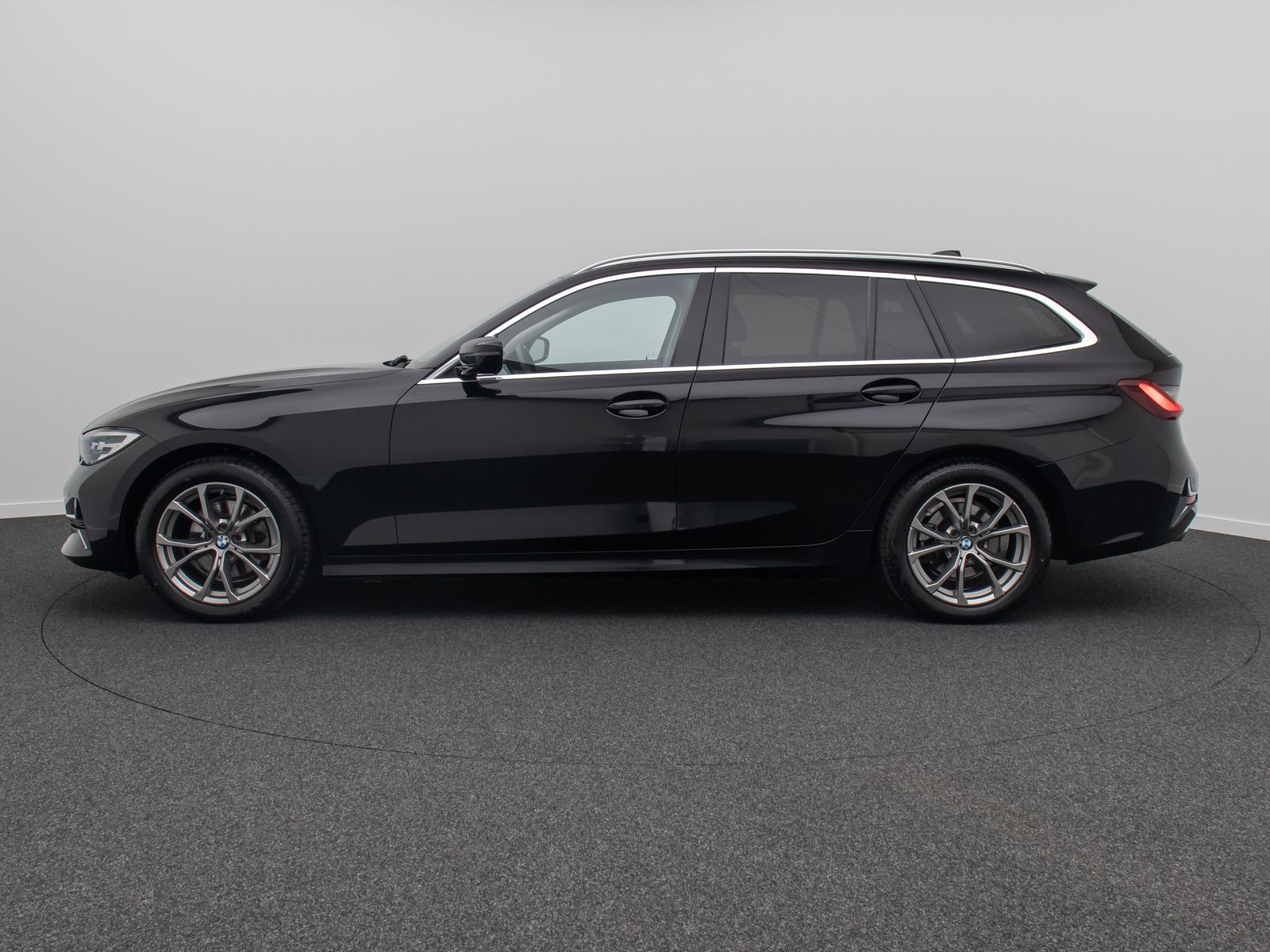 Fahrzeugabbildung BMW 320d Luxury Line DAB Leder Komfort HiFi Sport