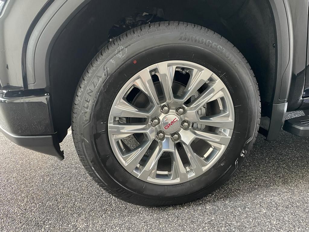 Fahrzeugabbildung GMC SIERRA DENALI MY 2023 HUD-360°-TAILGATE-SOFORT!!