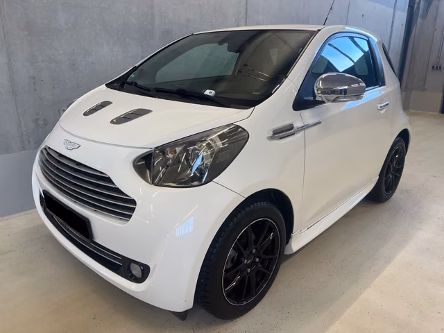 Aston Martin Cygnet - 1 of 100 Lounch Edition Snow White