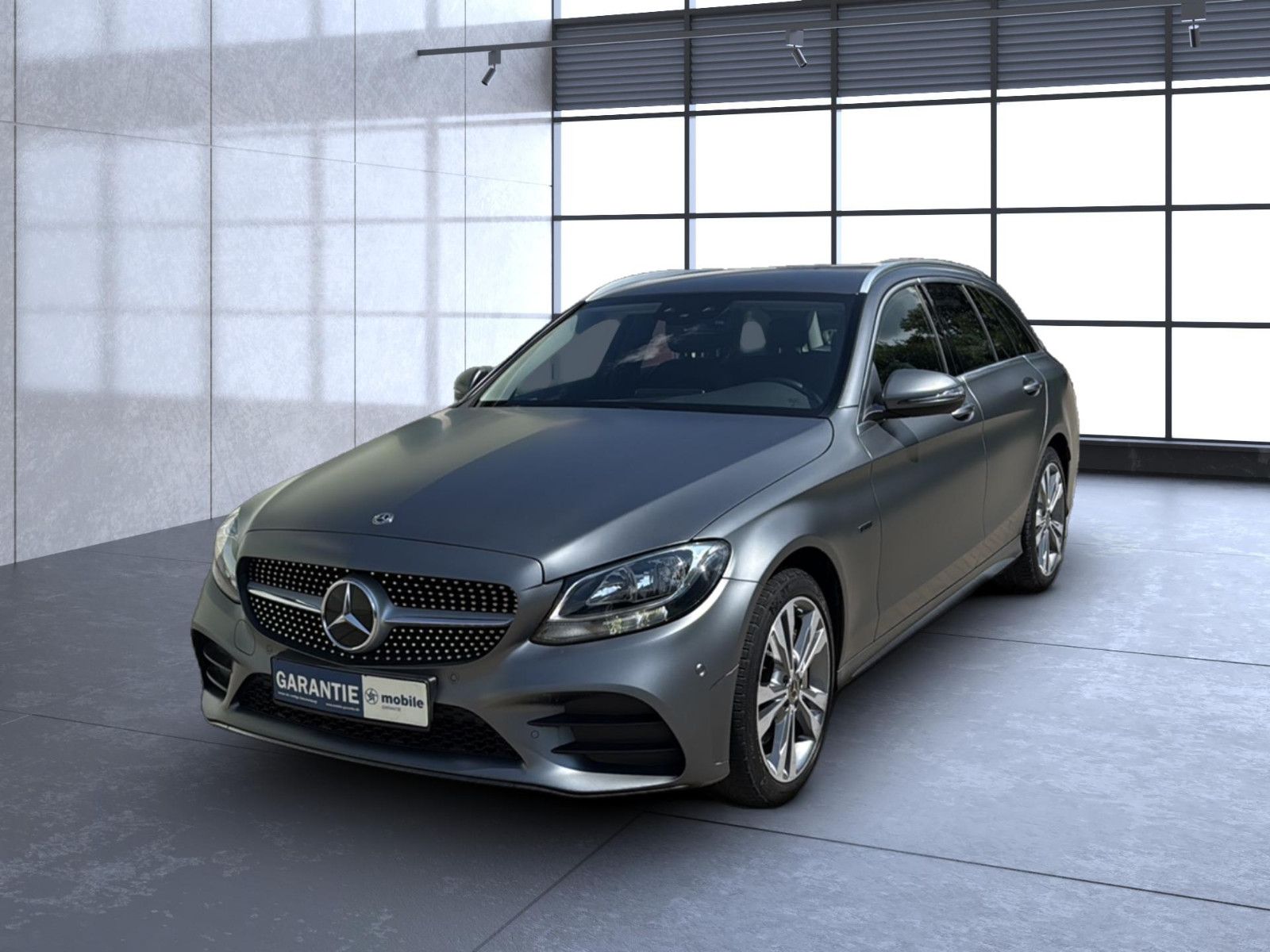 Fahrzeugabbildung Mercedes-Benz C 300 e T-Modell / unfallfrei/ AMG Line