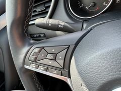 NISSAN Qashqai 1.3DIG-T Akari Autom. DCT Pano Voll-Lede