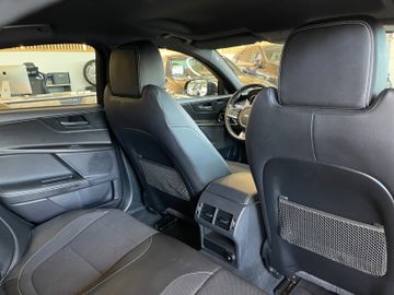 Jaguar XE R-Sport *BI-XENON*KAM*NAVI*TOUCH*LED*