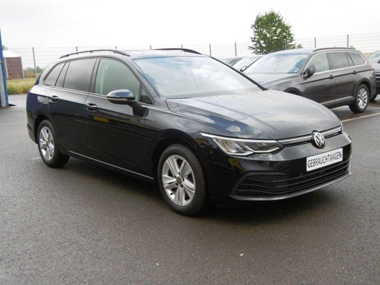 Volkswagen Golf VIII Variant 2.0 TDI Life Bluetooth Navi