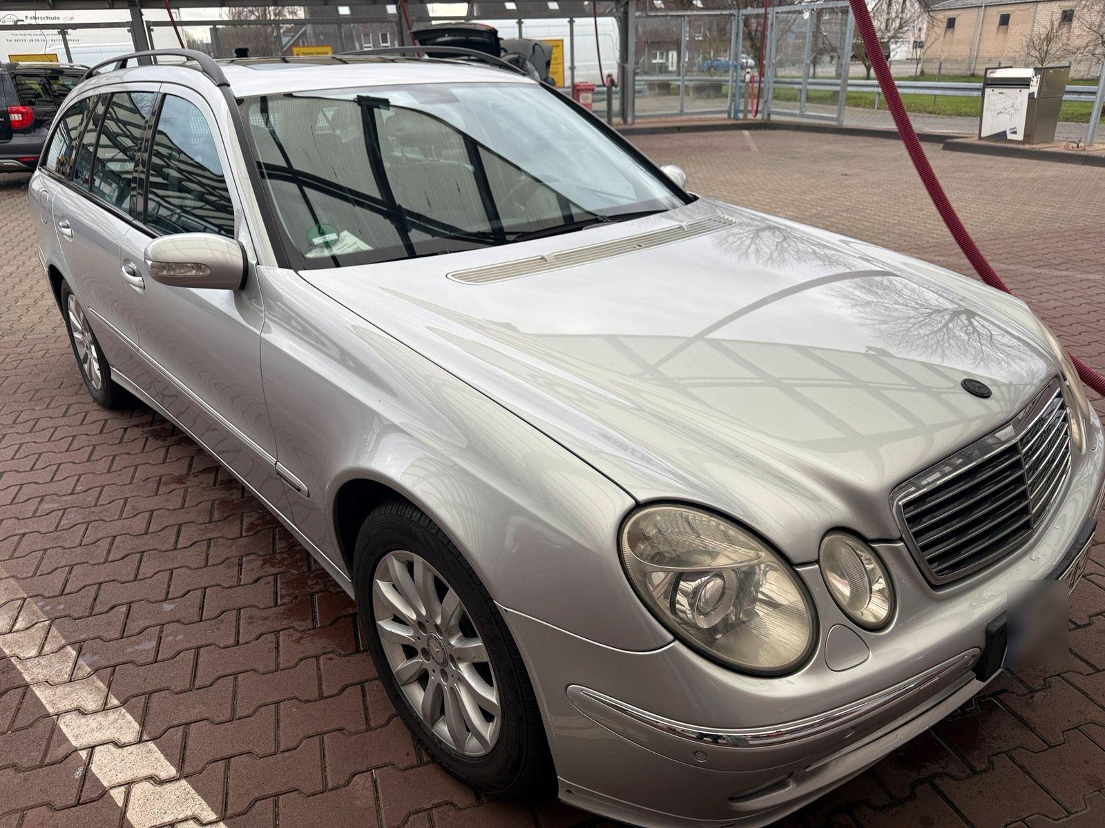 Mercedes-Benz E280 2005 — engine 190 HP (140kW)