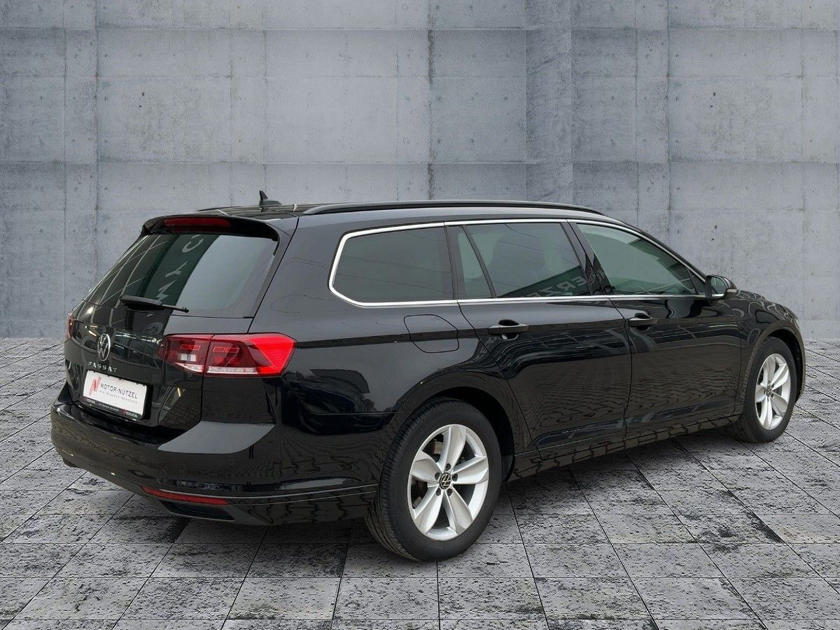 Volkswagen Passat Variant - Bild 6