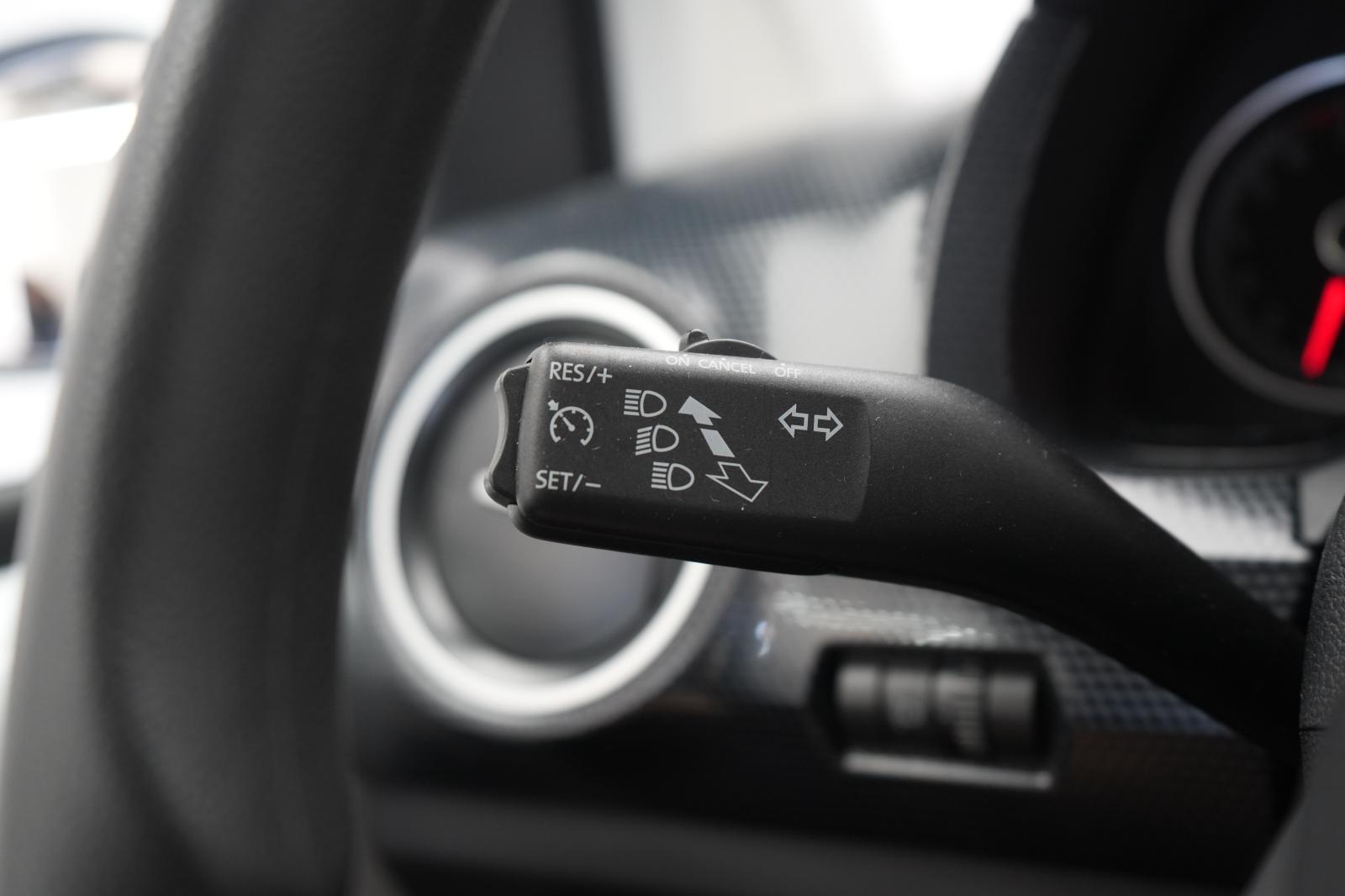 Volkswagen up! up! Temp/PDC/Kamera/Klima