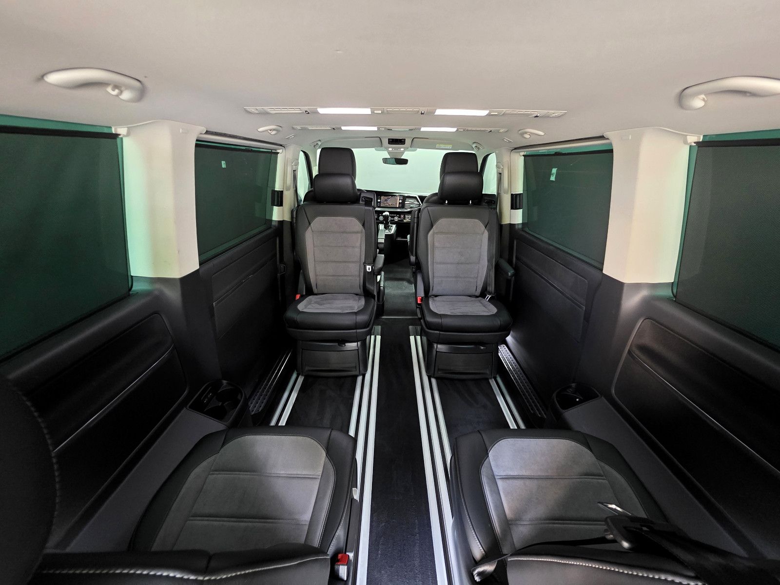 Volkswagen T6.1 MULTIVAN 4MOTION, 6 SITZER, ACC, LED, R-KAM foto 15