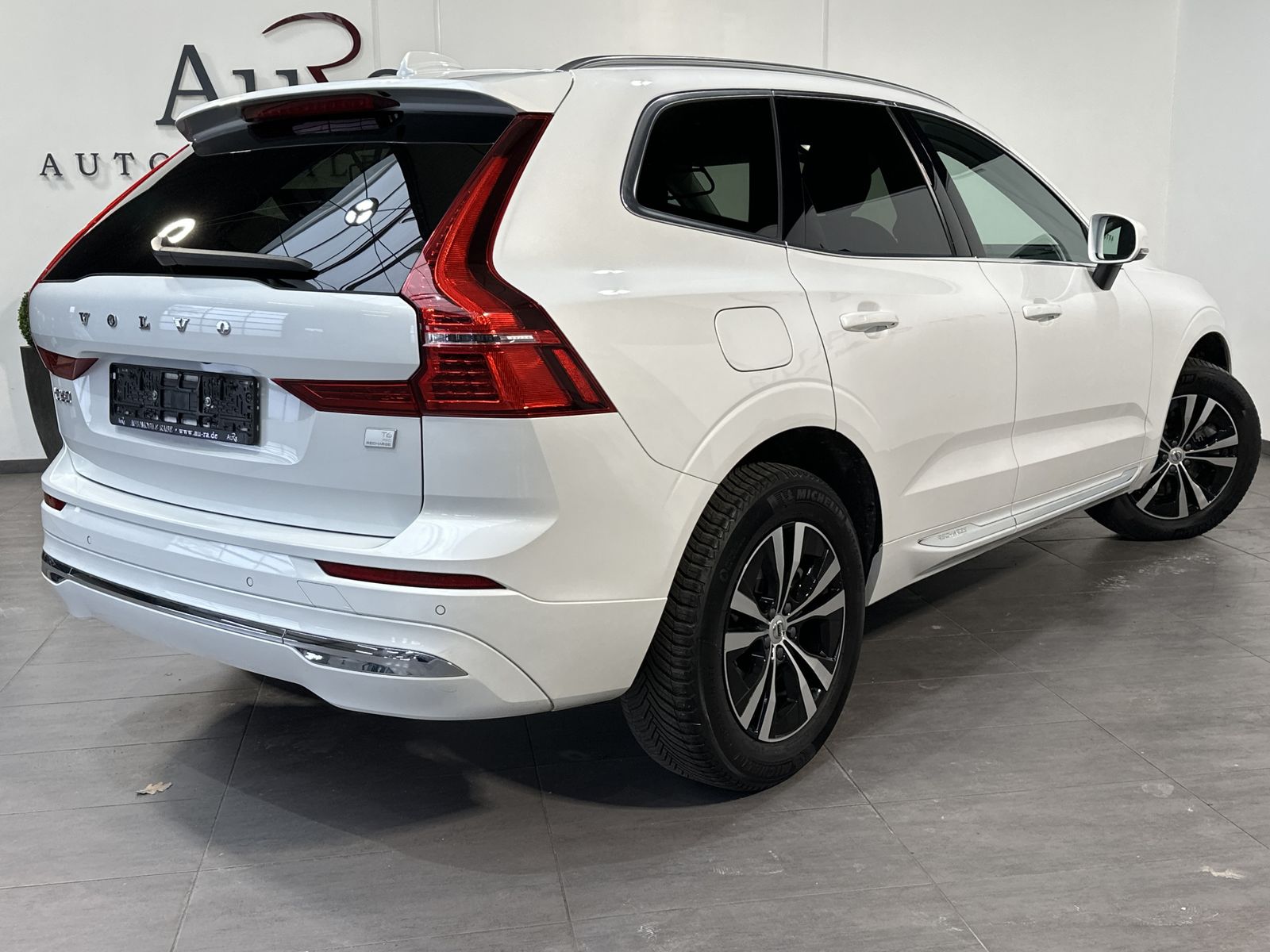 Fahrzeugabbildung Volvo XC60 T6 AWD Inscription Expression NAV+LED+AHK