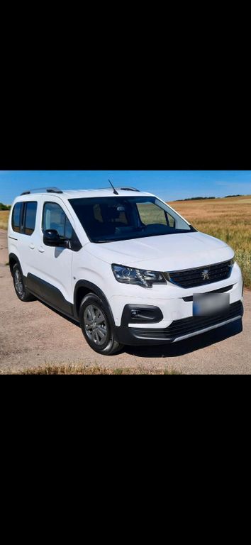 Image of Peugeot e-Rifter