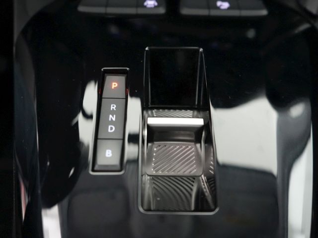 Corsa-e F ELECTRIC ELEGANCE 50kWh AT+LED+SITZ-/L