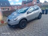 Nissan Qashqai 1.6 Acenta Acenta - Nissan Qashqai mit Benzin-Antrieb: Limousine