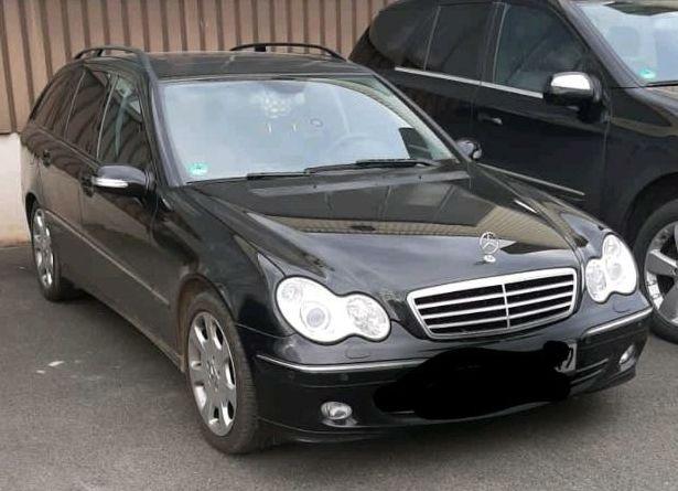 Mercedes-Benz C 220