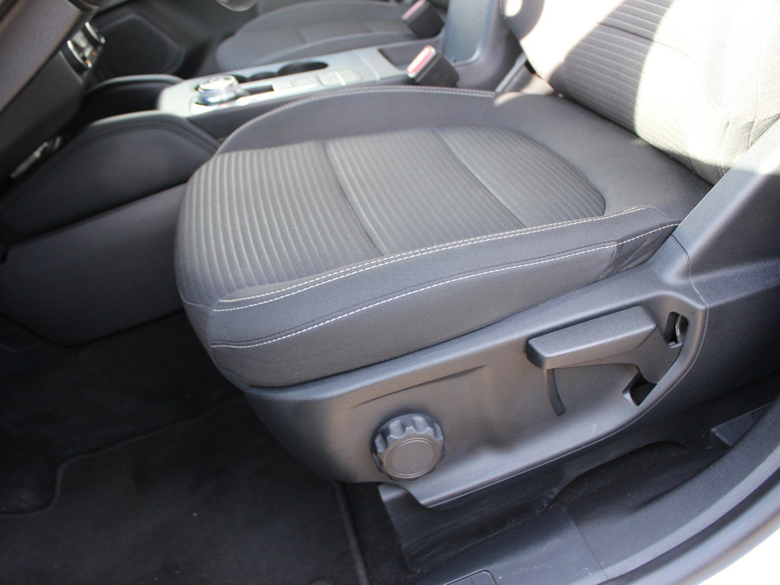 Fahrzeugabbildung Ford Kuga Plug-In Hybrid Titanium 2,5 Duratec