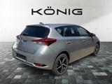 Toyota Auris (E18)(10.2012->) Hybrid Team D - Toyota Auris: Automatik