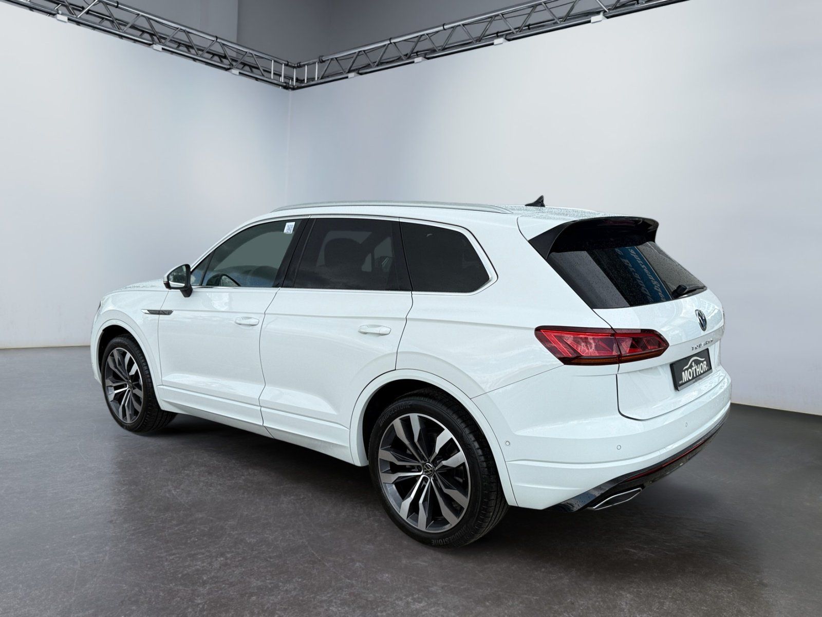 Volkswagen Touareg R-Line 3.0 V6 TDI 4Motion DSG Matrix LED foto 4