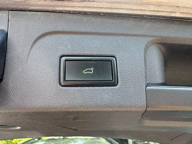Fahrzeugabbildung Volkswagen Touran Comfortline BMT LED 7 Sitze NAVI