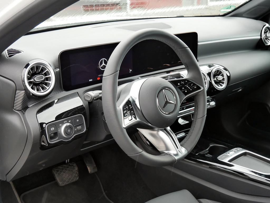 Mercedes-Benz A-Class Limo Progressive Line Advanced Plus Standh, миниатюра 16