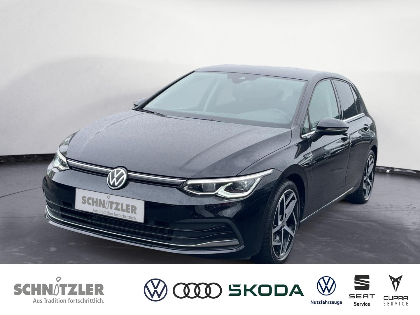 Volkswagen Golf 8 1.5 TSI DSG MATRIX/NAVI/KAMERA/H&K/APP+++