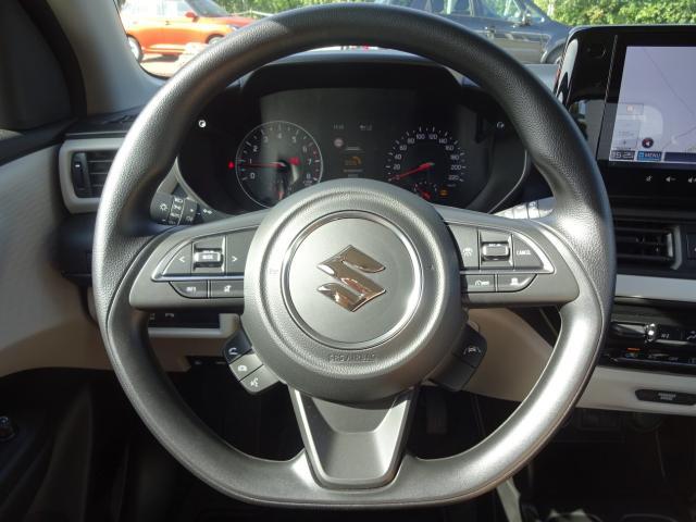Suzuki SWIFT 1.2 DUALJET CLUB NAVI DAB+ EINPARKH. USB 