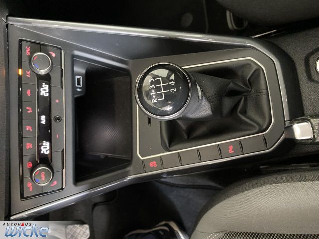 Polo 1.0 TSI Highline Climatronic KLIMA PDC