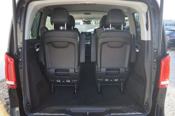 Mercedes V 220 - 5