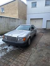 Mercedes-Benz Mercedes W124 230  Coupe - Mercedes-Benz 230 in Duisburg