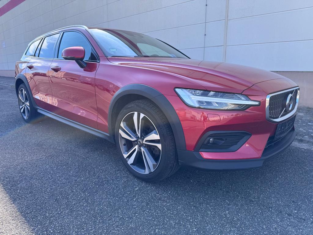 Volvo V60 Cross Country