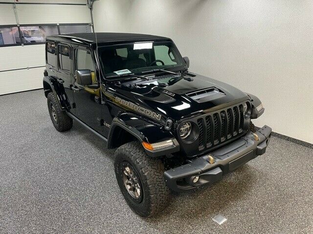 Fahrzeugabbildung Jeep 392 UNLIMITED RUBICON 6.4L-V8 SKY ONE TOP MY 23