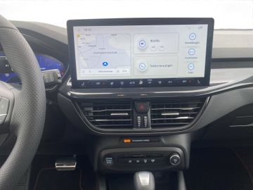 Ford FOCUS ST-LINE X 5W 1.0T 155 MH AHK+Kam.+KeyLess