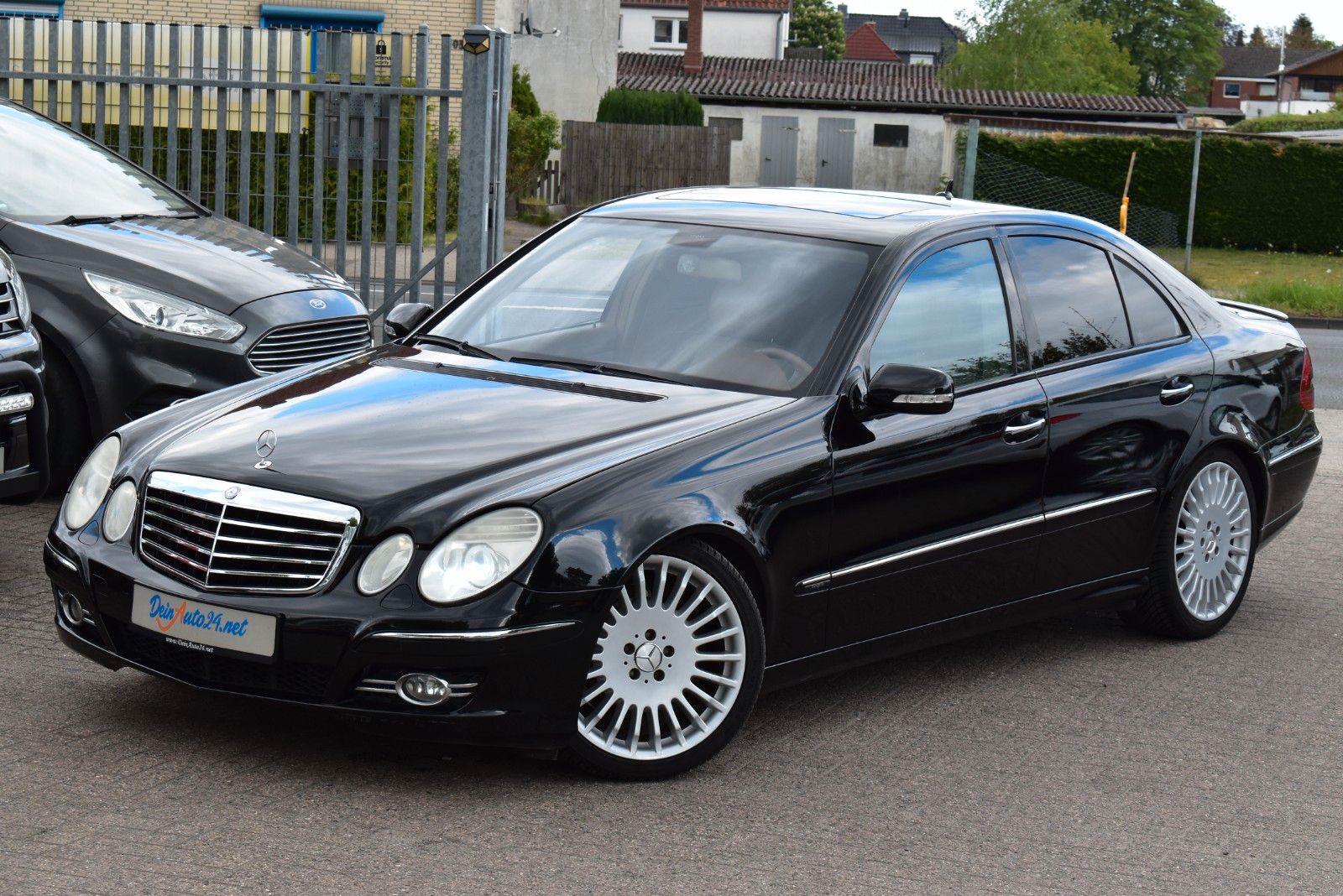 Mercedes E 320 - 1