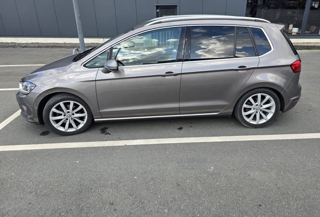 Image of Volkswagen Golf Sportsvan