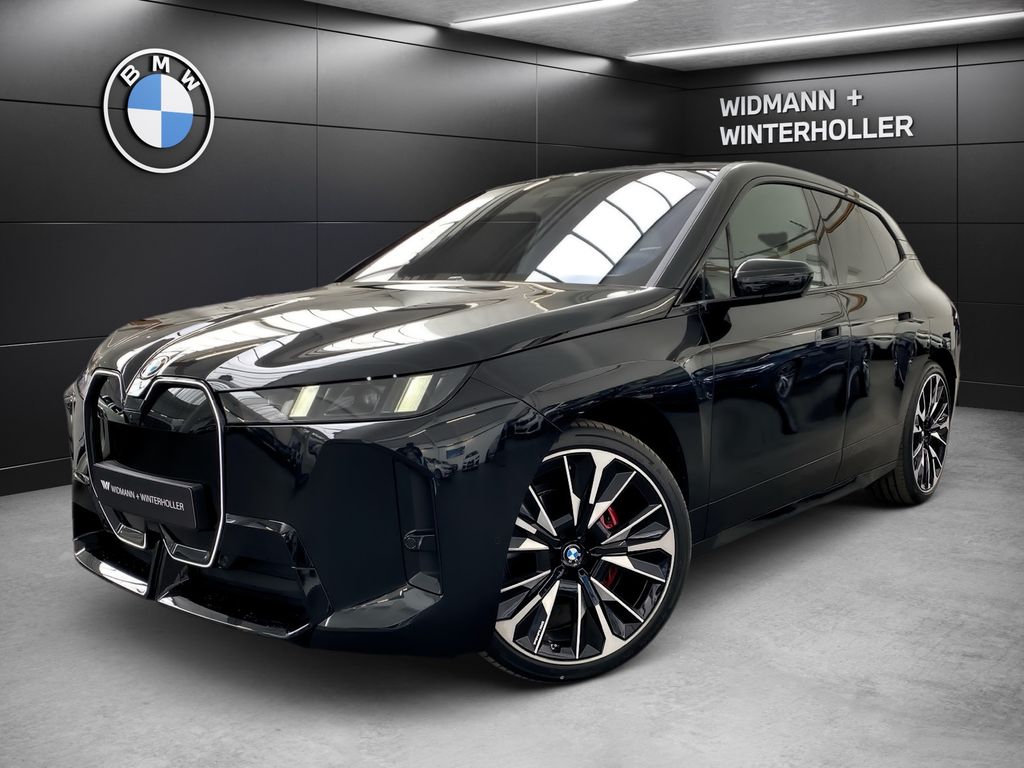 BMW iX