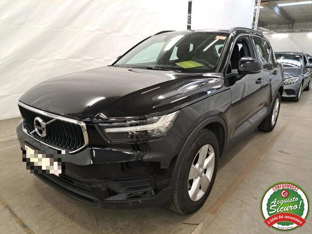 Volvo VOLVO XC40 T2 Momentum Core