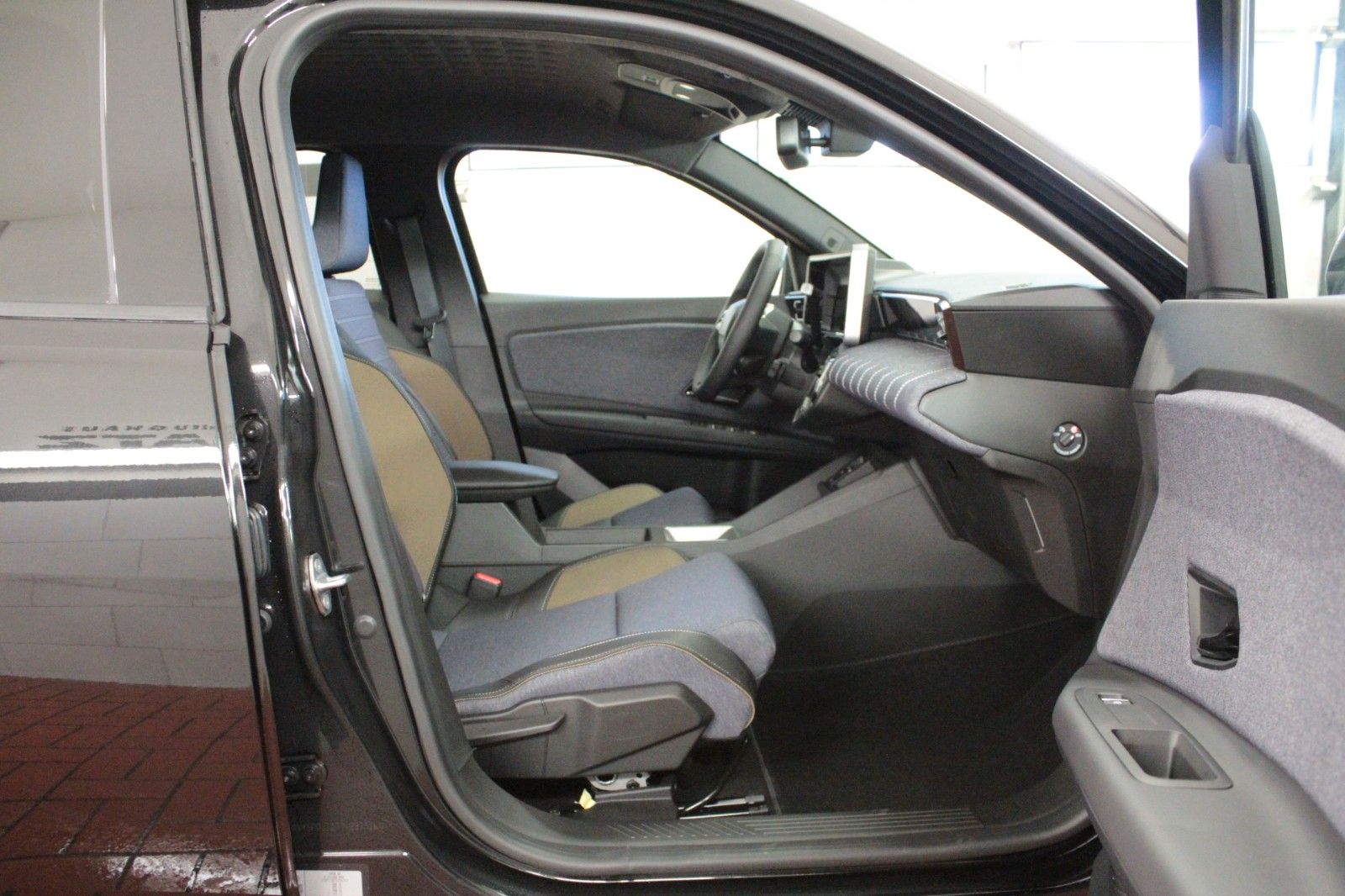 Fahrzeugabbildung Renault R 5 E-Tech 100% elektr. Techno 150 Comfort Range