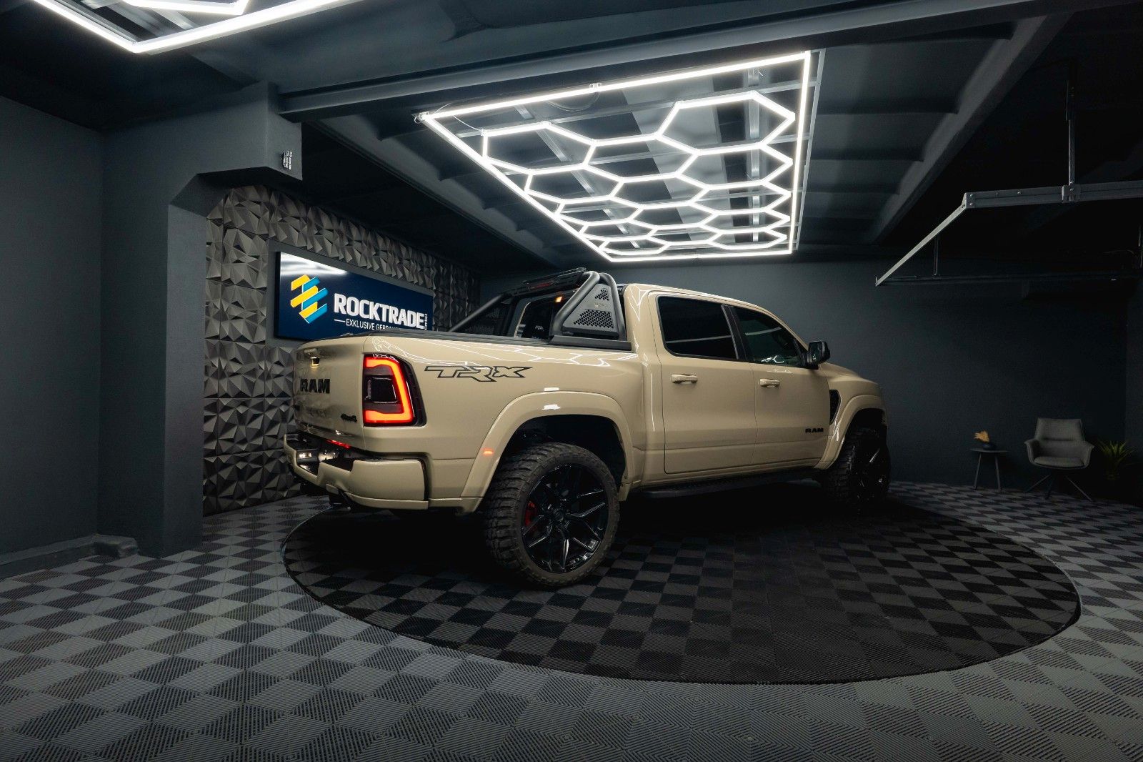 Fahrzeugabbildung Dodge RAM 6.4 V8 TRX SuperCharged 880PS *24 Zoll*Pano*