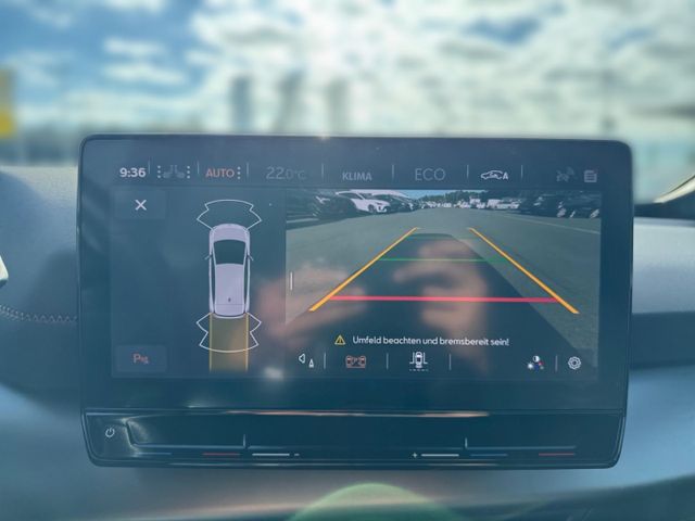 Born 58 kWh LED Navi Sitzh. ACC Kamera Allwetter