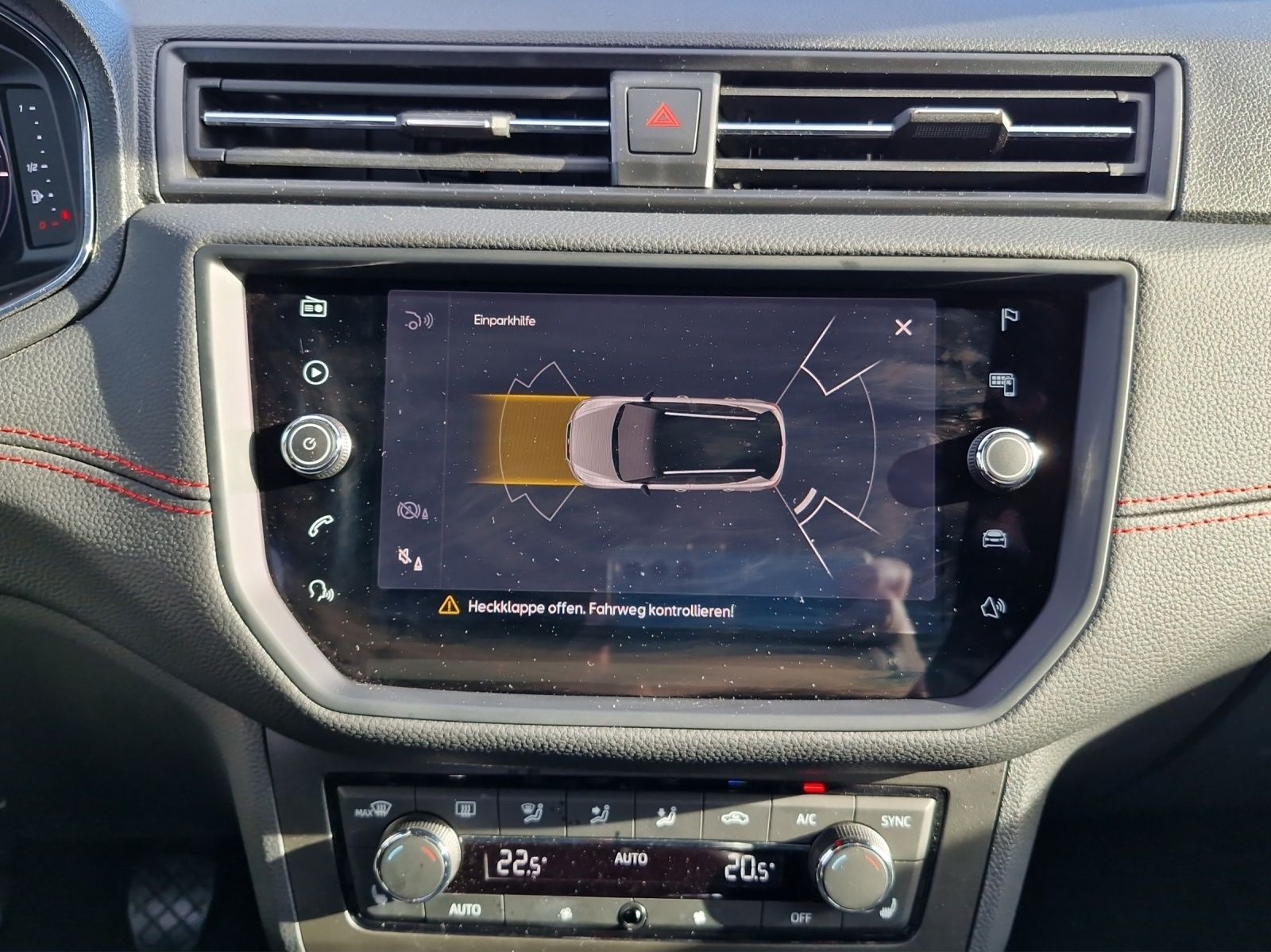 Fahrzeugabbildung SEAT Arona 1.0 TSI FR DSG BEATS NAVI RFK