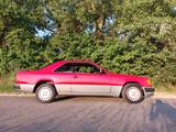 Mercedes-Benz CE 300 - Mercedes-Benz CE 300 mit Benzin-Antrieb: Automatik