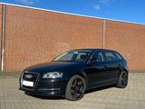 Audi A3 2.0 TDI (DPF) Sportback Attraction - Audi A3: Sportback Dpf
