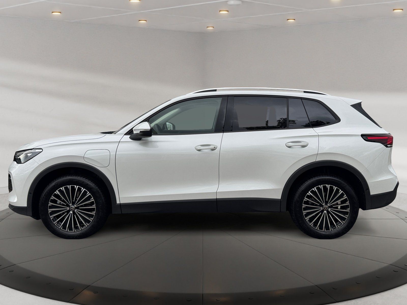 Volkswagen Tiguan Life 1.5 TSI eHybrid Kam.,Virtual,ACC,LED imagem 3