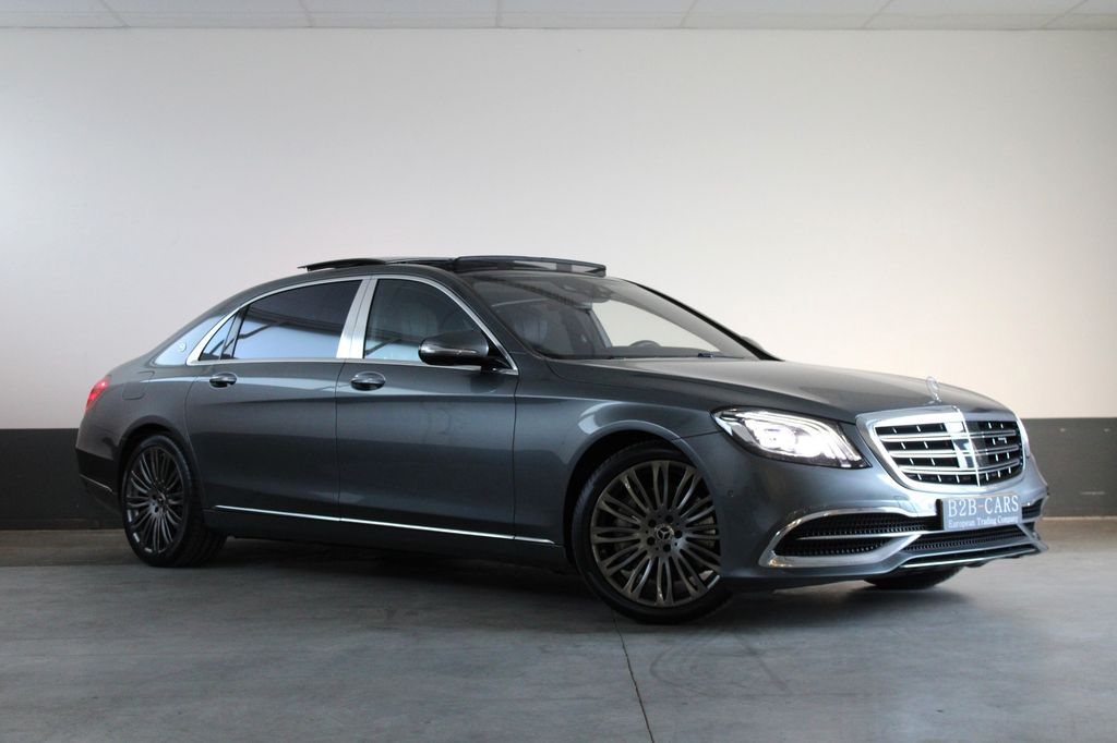 Mercedes-Benz S 560