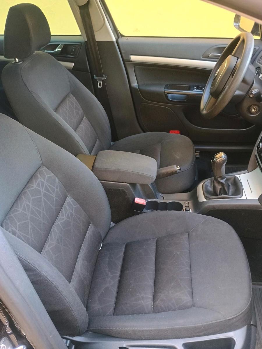 Skoda Octavia 2011 — photo 12