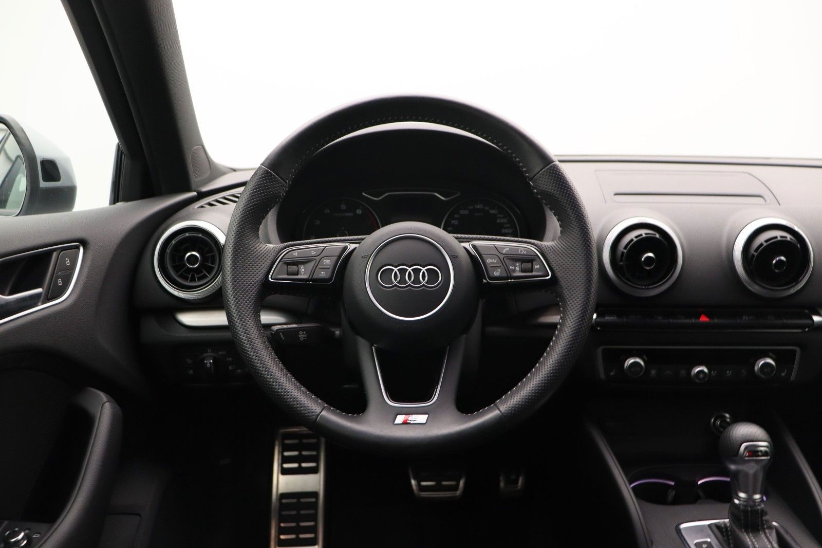 Fahrzeugabbildung Audi A3 Sportback 35 TFSI Sport S-Line