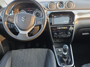 Fotografie 10 des Suzuki Vitara 1.4 BOOSTERJET Hybrid Comfort+ 4x4