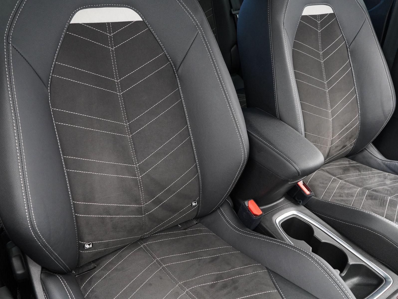 Fahrzeugabbildung Opel Corsa F e Ultimate CARPLAY/INTELLILUX/11KW/SOH